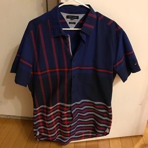 Tommy Hilfiger Men’s Collared Button Down Shirt